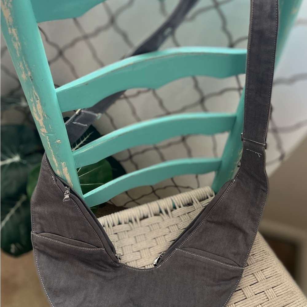 Cute & Casual Gray Crossbody Bag